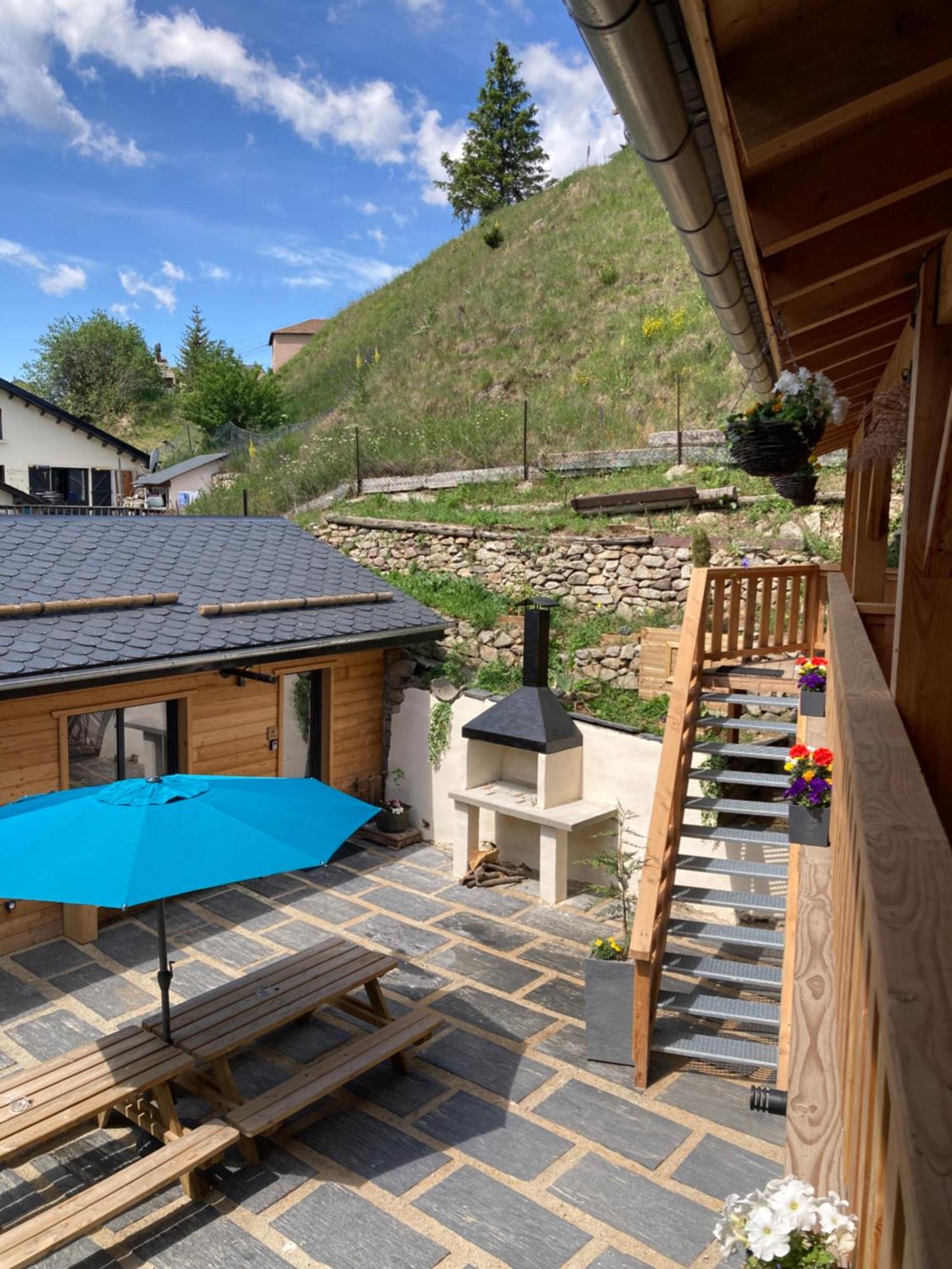 Chalet Melba Le Clos Des Ours Matemale Exterior photo